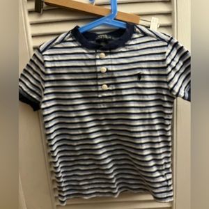 Polo Ralph Lauren Navy blue boys short sleeve shirt. Size 6. Excellent condition